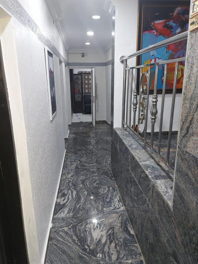 Rush Hotel & Apartments Lagos Ngoại thất bức ảnh