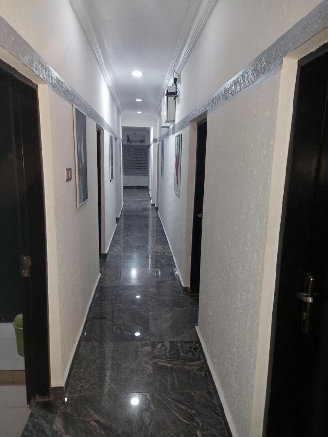 Rush Hotel & Apartments Lagos Ngoại thất bức ảnh