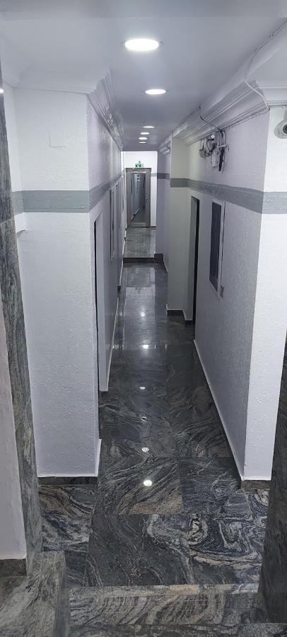 Rush Hotel & Apartments Lagos Ngoại thất bức ảnh